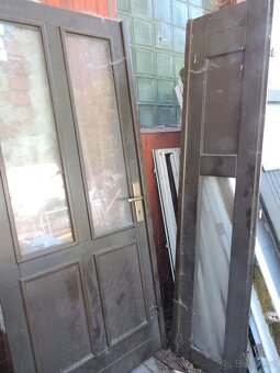 Vchodové dveře dřevěné 90 - 2