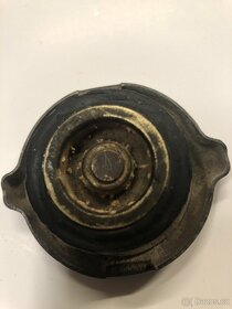 Víčko chladiče Škoda 120 - 2