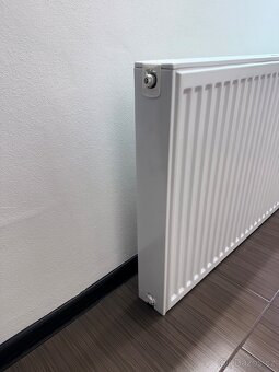 Radiátor deskový VK Stelrad Novello T22 (600×1 000 mm) - 2
