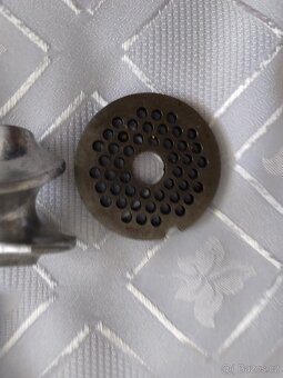 ETA 022 mlýnek na maso - 2