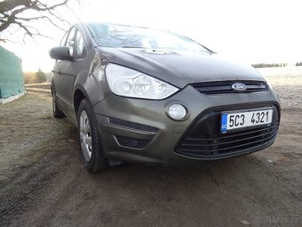 Ford S-MAX 2.0i 107Kw  2x sada kol, 7 míst - 2