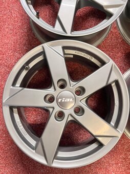 5x112 R16 alu disky Rial - ET 33 - 2