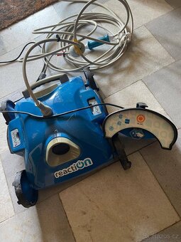 Bazénový vysavač - 2