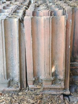 Starší střešní tašky - 2