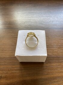 Zlatý dámský prsten kytička - 2