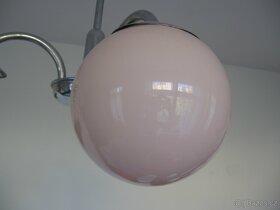 Růžová koule na lustr ze 30. let XX. století - 2