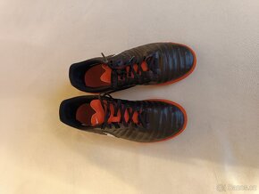 Prodám sálovky Nike Tiempo vel.42 - 2