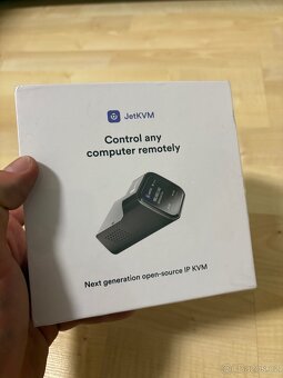 JetKVM Kompaktní KVM over IP pro vzdálenou správu - 2