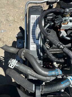 PRODAM MOTOR CUPA / CUNA 135 KW 2.0 TDI - 2