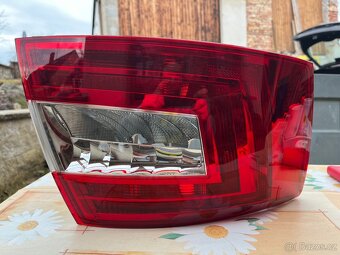 ZADNÍ SVĚTLO ZADNÍ LEVÉ SKODA OCTAVIA III 12- DEPO - 2