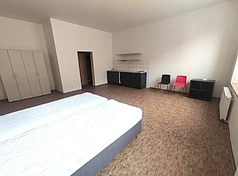 krásný byt 1+kk 35m2 v ul. Křížová, Praha - Smíchov - 2