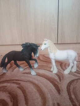 Schleich koně - 2