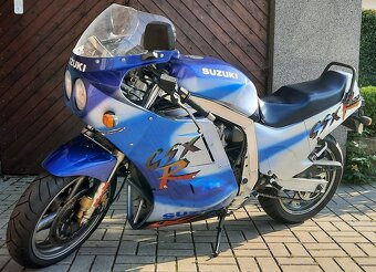Suzuki GSXR 1100 r.v. 1987 - 2