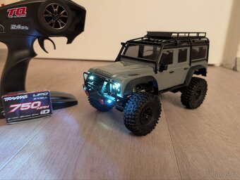 Luxusně vytuněný Traxxas TRX-4M Defender - 2