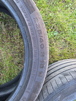 Continenal contisport 235/40 R18 na dojetí - 2