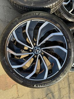 Ventura 5x112 R17 225/44/17 - 2