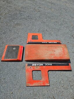 Zetor 52 kapotáž - 2