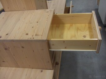 Masivní 5ti dílná stěnka - 2