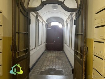 Pronájem skladových prostor 8,9 m² a 11,6 m² – Praha 4, Nusl - 2