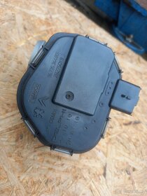 Škrtící klapka 28275019 motor 1.6 hdi e-hdi tdci - 2