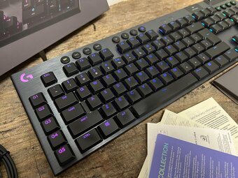 Herní klávesnice Logitech G915 Linear - 2