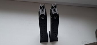 Airsoft pistole aap 01. 2 zásobníky - 2