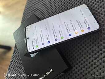 Samsung Galaxy S24 FE pouze vybalen - 2