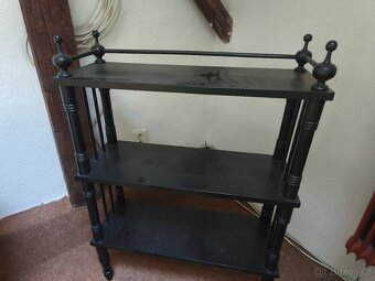 Starý set židle stůl regál - 2