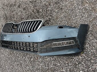 Škoda Superb 3 facelift nárazník - 2