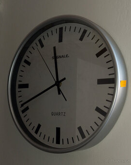 Nástěnné hodiny - 2