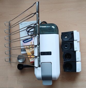 Kapslový kávovar Catler ES 702 - 2