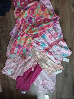Dívčí šaty nové 134/140 - 2