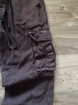 Hnědé cargo kalhoty - 2