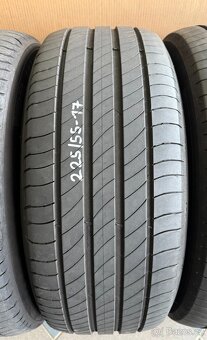 letní pneu 225/55-17 Michelin - 2