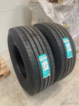 385/65 R22,5 Vodící Landspaider AP600 - 2