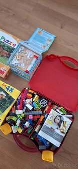 Puzzle,lego,dětské hry. - 2