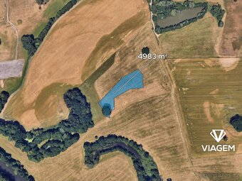 Pole 4 983 m², Podíl 13 % o výměře 623 m² - 2