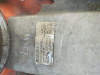 Prodám sekačku Husqvarna - 2