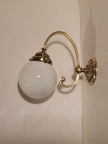 secesní mosazná lampa, lampička, bílé nebo matové stínidlo - 2