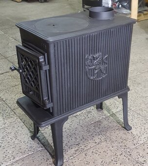 Litinová kamna Jotul F 602 N černý lak - 2