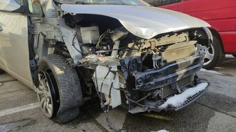 Hyundai ix 20, 1,6 benzín, r.v. 2016, najeto 48 tis.km - 2