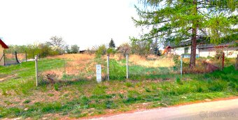 Prodej stavebního pozemku 1210 m2 - Libochovice - 2