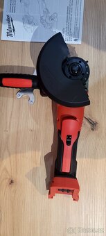 Aku Úhlová bruska Milwaukee M18 125mm - 2