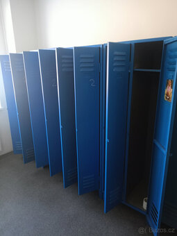 kovové šatní skříně - 2