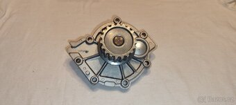 Vodní pumpa – čerpadlo na VOLVO - SIL PA1282 8694630 - 2