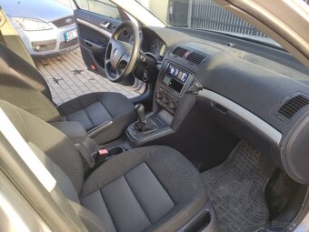 Škoda Octavia 2 - 2.0 TDI 103 kW combi Xenony - 2