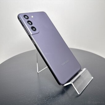 Samsung Galaxy S21 FE - 2