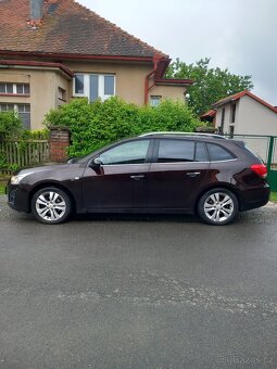 Chevrolet Cruze SW Combi 2.0 tdi 120kW rv 2012 - 2