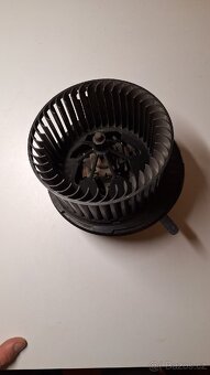 Ventilátor octavia 2 - 2