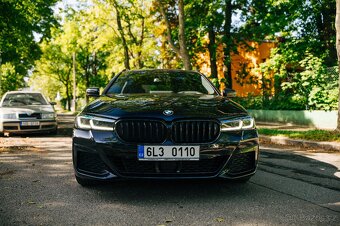 BMW 540d xDrive Touring, záruka, servis, DPH - 2
